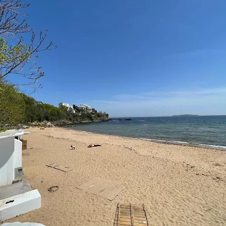 Апартамент B28 Sunny Island Chernomorez Черноморец